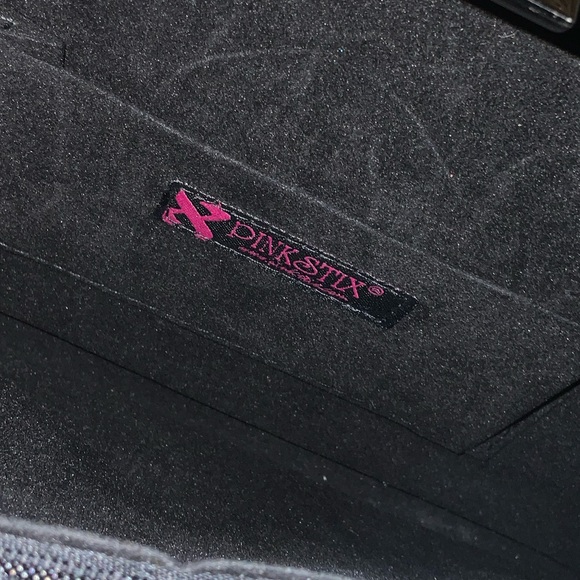 Pinkstix Black Clutch - Picture 12 of 12